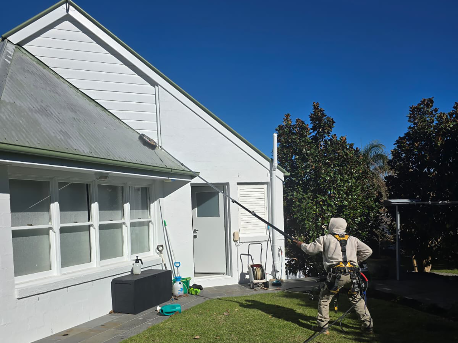 Mould on an interior wall in a humid Brisbane home before repainting